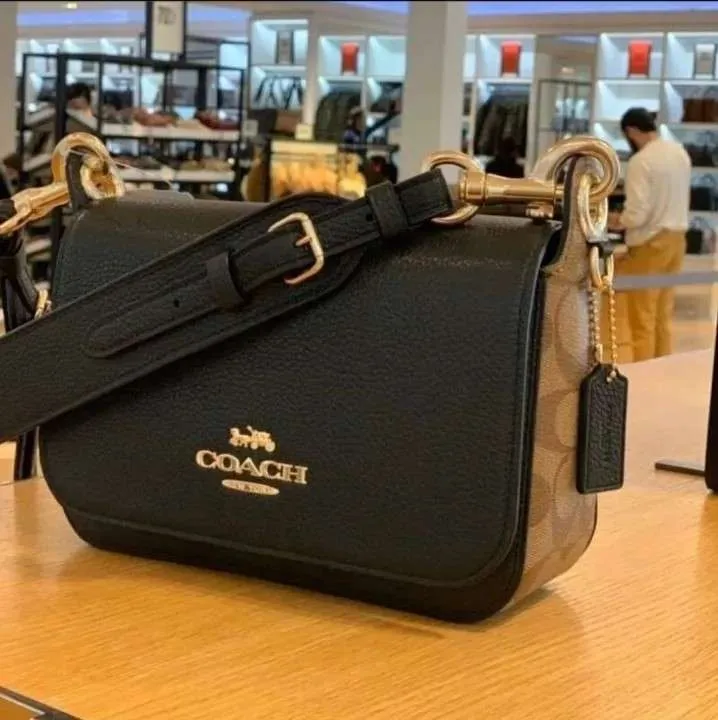 C.O.A.C.H. MESSENGER BAG
