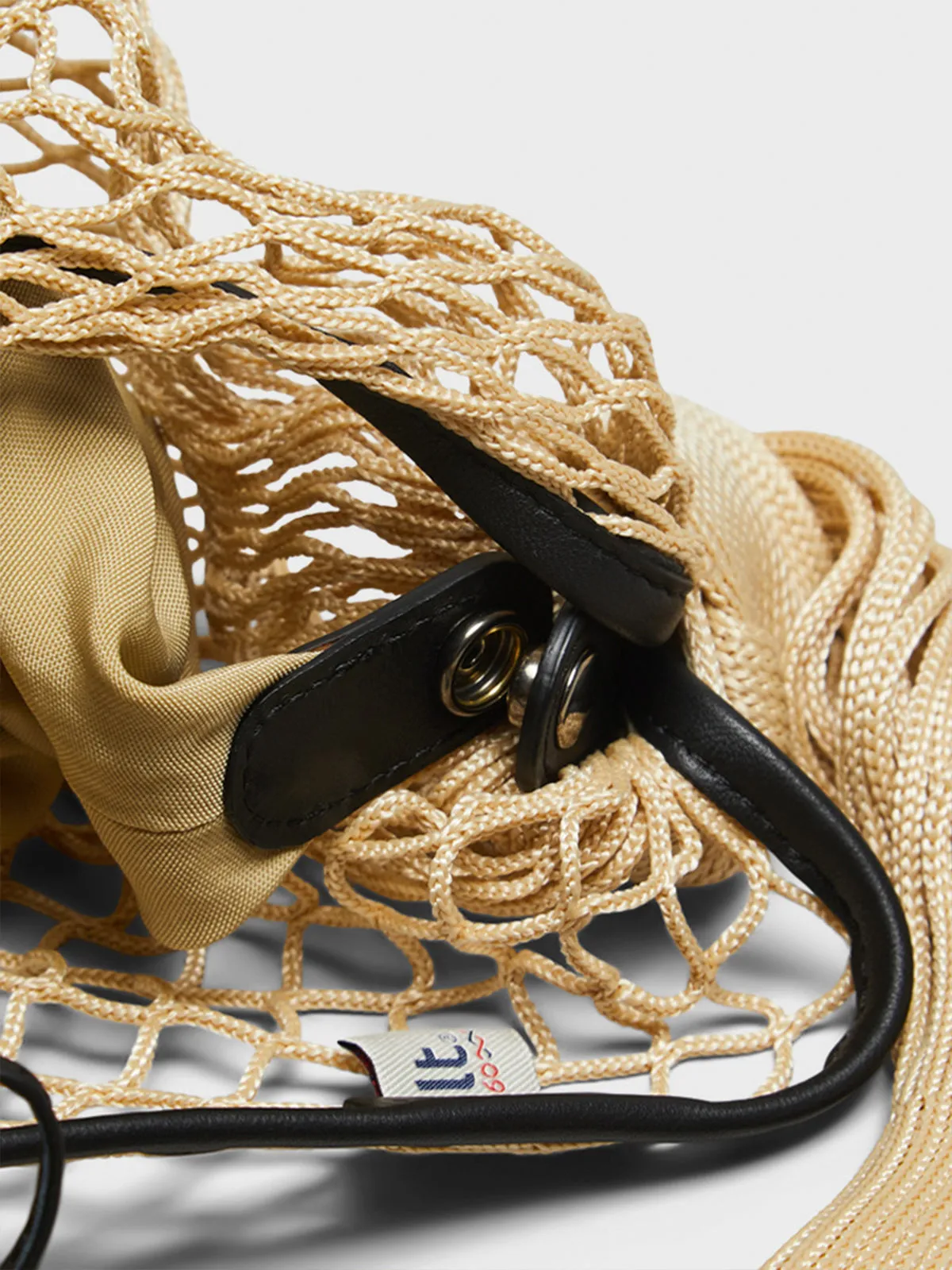 Croissant Filt Bag in Light Beige