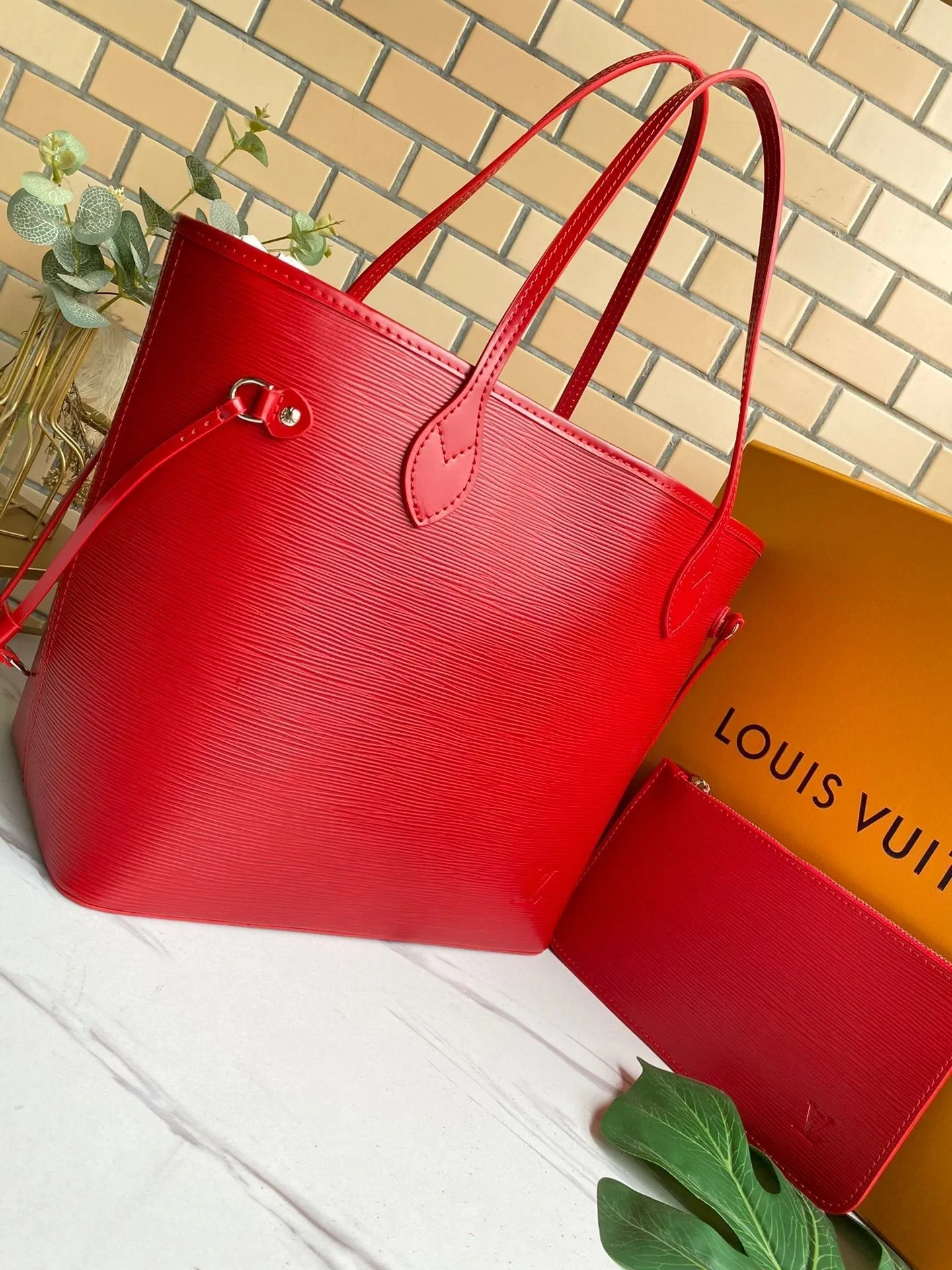 Designer Handbags LN 132