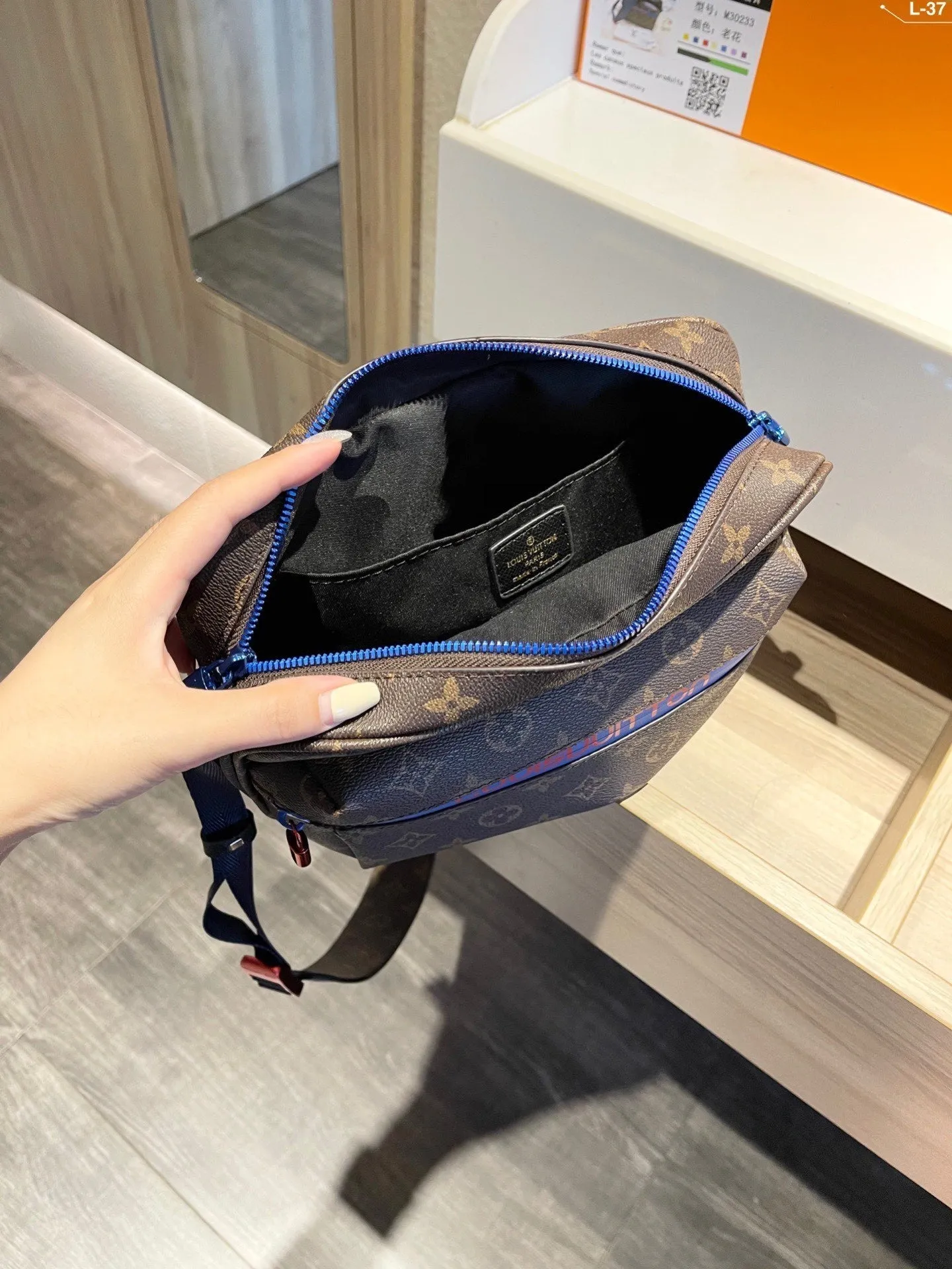 Designer Handbags LN 506