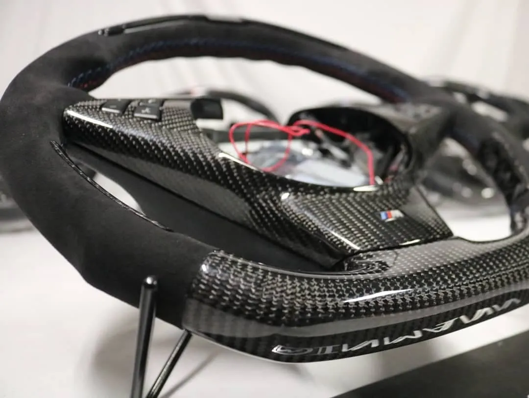 Dinmann CF Steering Wheel with performance light| E6X M5 & M6 | - with up to 300$ Refund Option