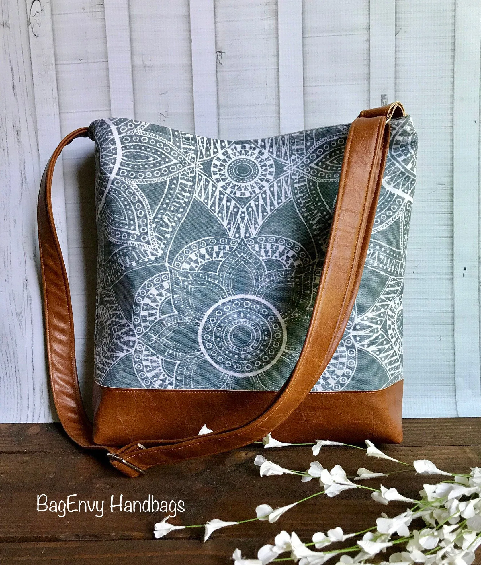 Messenger Slouchy Tote - Kaleidoscope Floral in Grey with Vegan Leather - Adjustable Strap